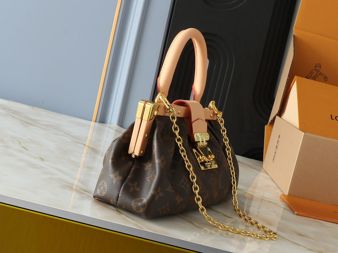 LV Monogram Clutch Bag invoice pouch 28 x 14 x 10cm