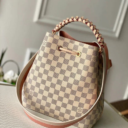 LO VU NUSHAD MM TOTE BAG LOV